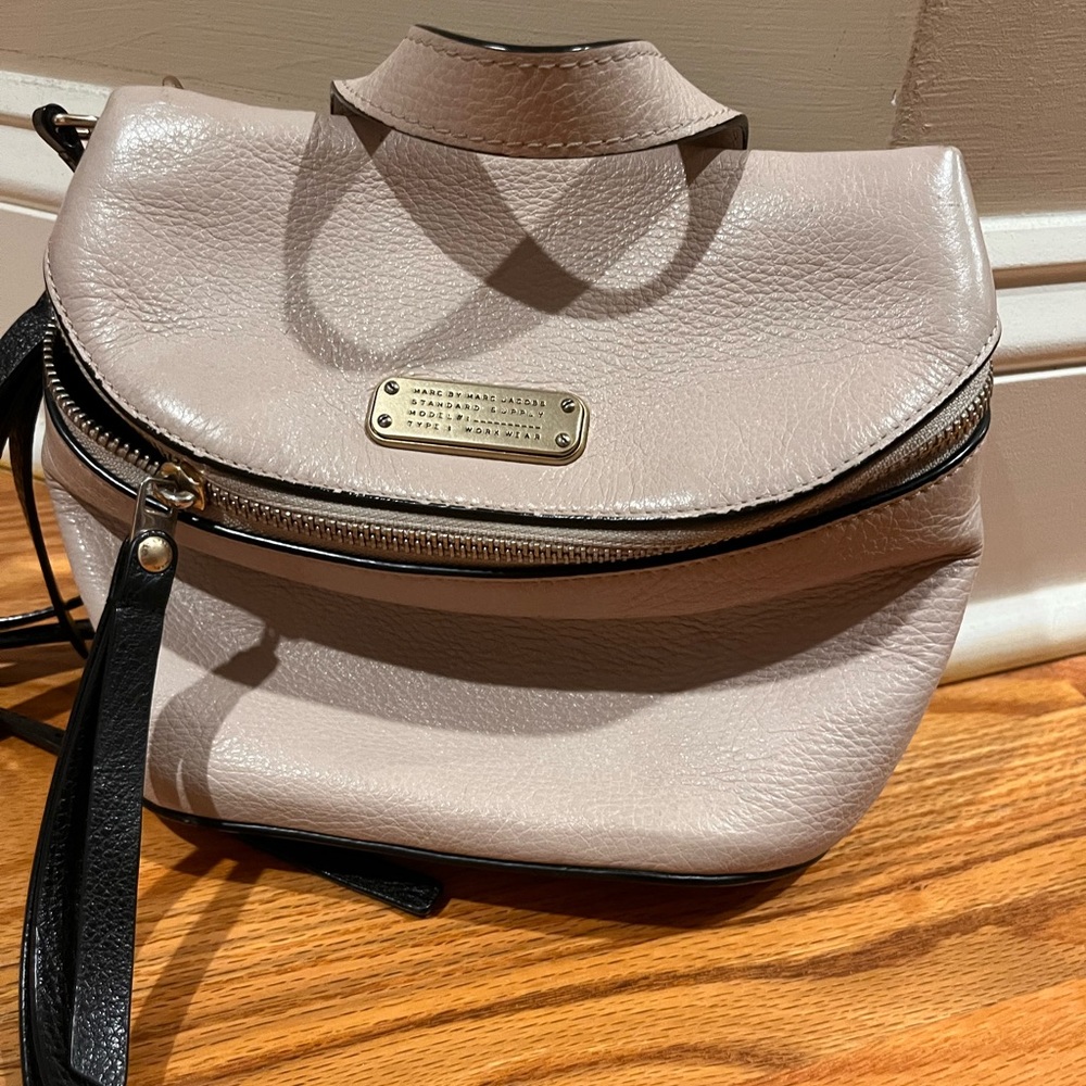 Marc Jacobs crossbody